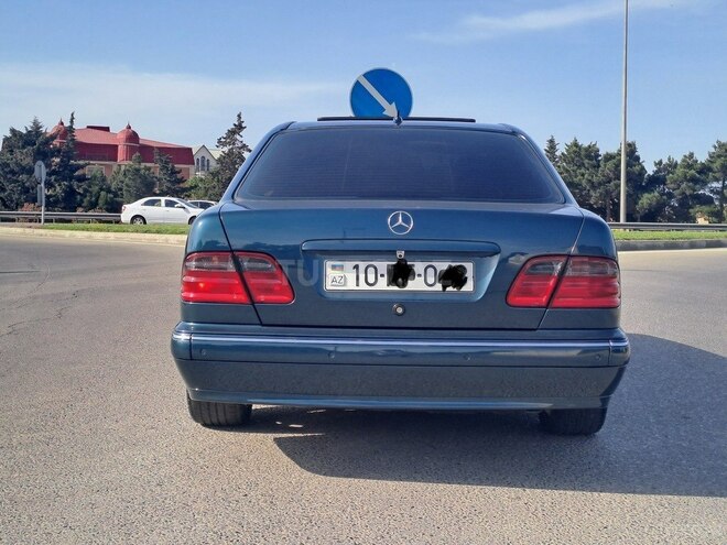 Mercedes E 320 2000, 370,500 km - 3.2 л - Bakı