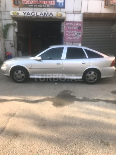 Opel Vectra 2000, 410,000 km - 1.8 l - Bakı