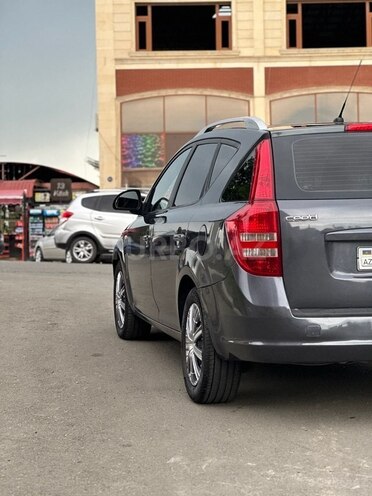 Kia Ceed 2008, 247,000 km - 1.6 l - Gəncə