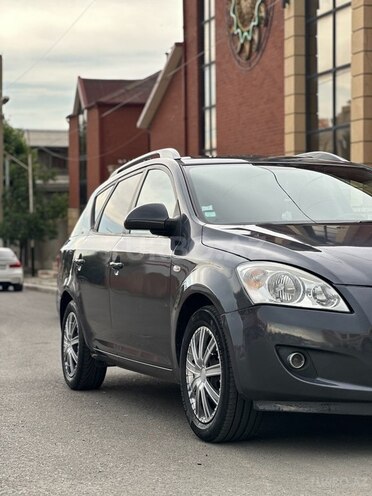 Kia Ceed 2008, 247,000 km - 1.6 l - Gəncə