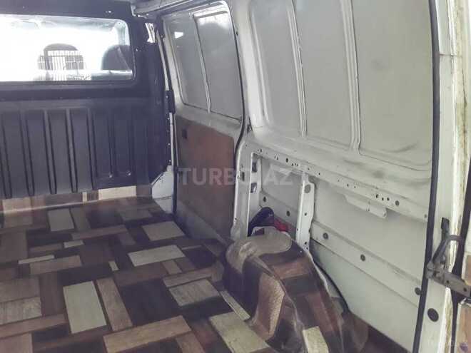 Ford Transit 2000, 389,600 km - 2.5 l - Mingəçevir