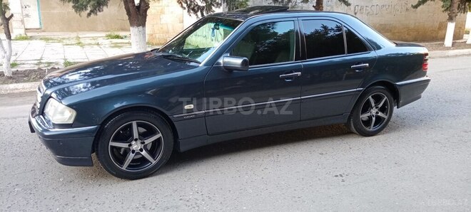 Mercedes C 240 1998, 321,000 km - 2.4 l - Sumqayıt