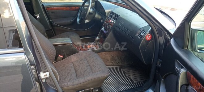 Mercedes C 240 1998, 321,000 km - 2.4 l - Sumqayıt