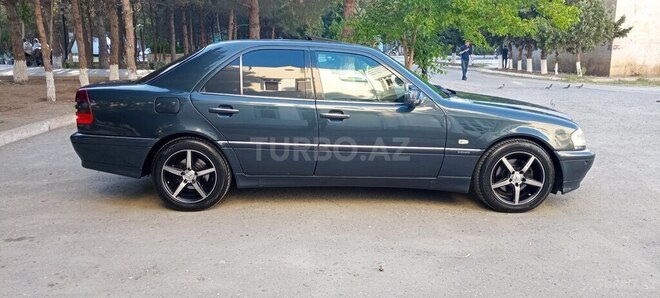 Mercedes C 240 1998, 321,000 km - 2.4 l - Sumqayıt