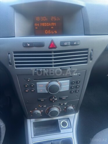 Opel Astra 2006, 190,000 km - 1.3 л - Bakı