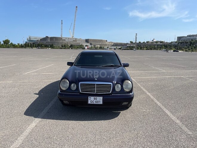 Mercedes E 240 1999, 409,000 km - 2.4 l - Bakı