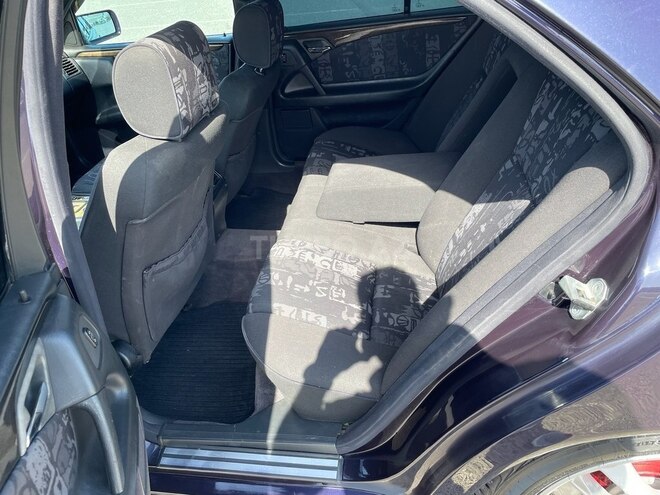 Mercedes E 240 1999, 409,000 km - 2.4 l - Bakı