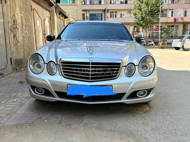 Mercedes E 220 2006, 37,600 km - 2.2 l - Bakı