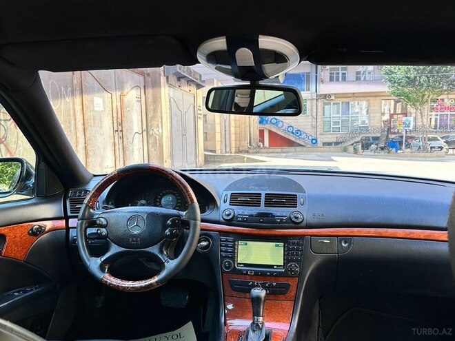 Mercedes E 220 2006, 37,600 km - 2.2 l - Bakı
