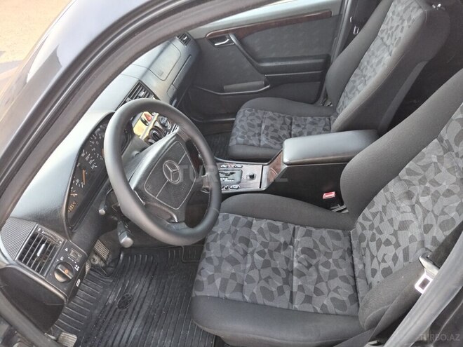 Mercedes C 180 1997, 221,152 km - 1.8 l - Bakı