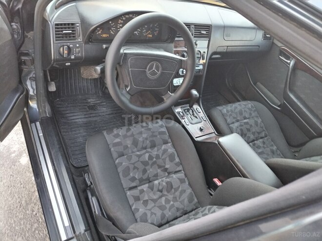 Mercedes C 180 1997, 221,152 km - 1.8 l - Bakı