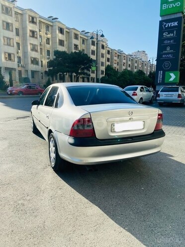 Opel Vectra 1996, 380,000 km - 1.8 l - Bakı