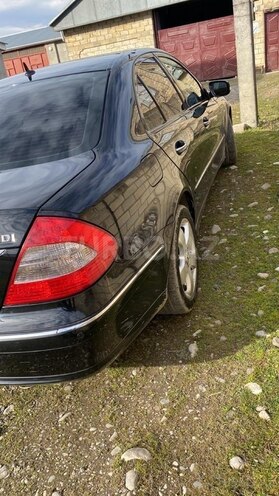 Mercedes E 220 2006, 225,200 km - 2.2 l - Quba