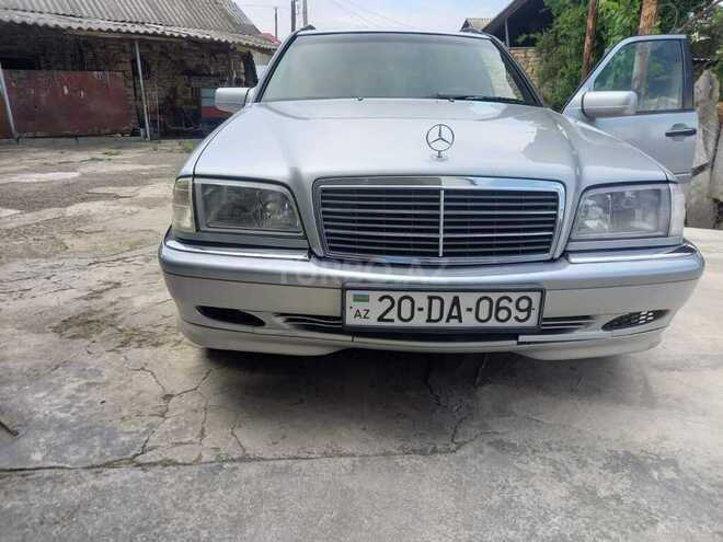 Mercedes C 180 1999, 332,000 km - 1.8 л - Tovuz
