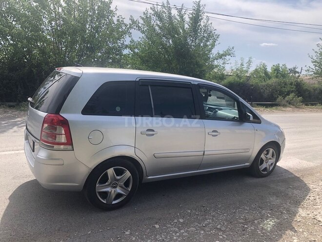 Opel Zafira 2008, 280,000 km - 1.9 л - Bakı