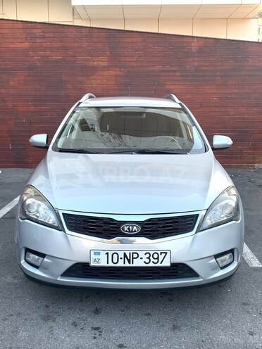Kia Ceed 2011, 240,000 km - 1.6 l - Bakı