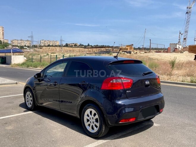 Kia Rio 2013, 250,000 km - 1.6 l - Bakı