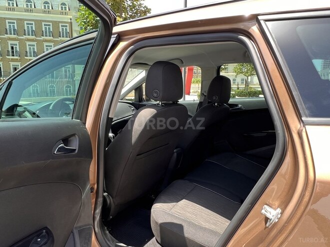 Opel Astra 2015, 98,500 km - 1.4 l - Bakı