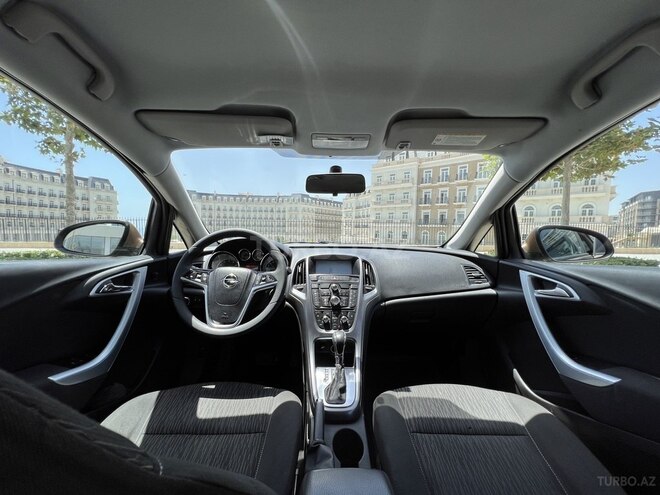 Opel Astra 2015, 98,500 km - 1.4 l - Bakı