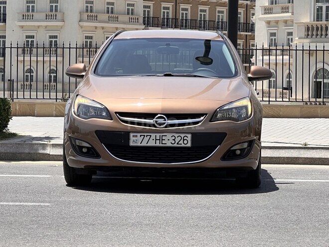 Opel Astra 2015, 98,500 km - 1.4 l - Bakı