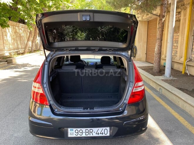 Hyundai i30 2009, 242,000 km - 1.4 l - Bakı