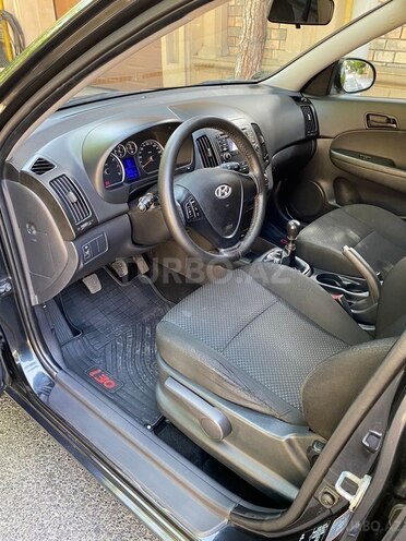 Hyundai i30 2009, 242,000 km - 1.4 l - Bakı