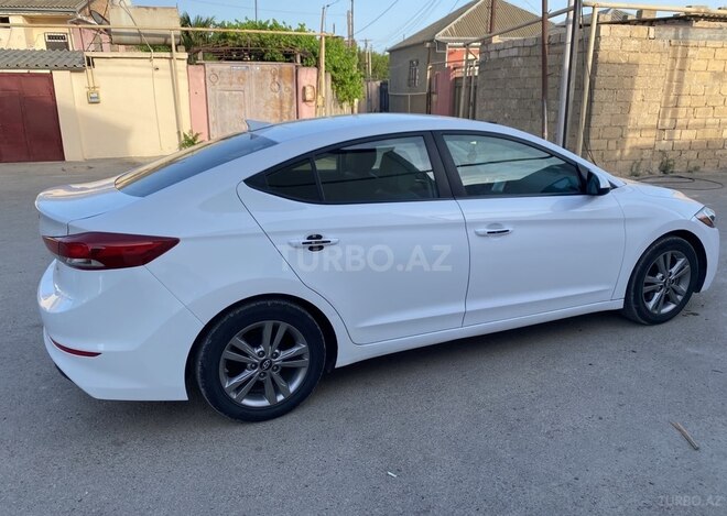 Hyundai Elantra 2016, 93,342 km - 2.0 l - Bakı