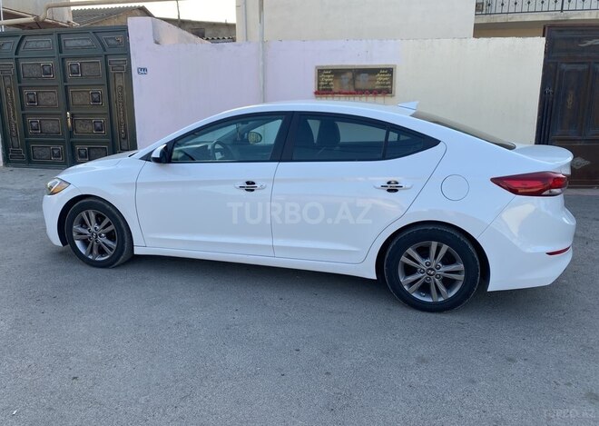 Hyundai Elantra 2016, 93,342 km - 2.0 l - Bakı