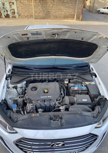 Hyundai Elantra 2016, 93,342 km - 2.0 l - Bakı