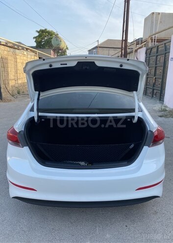 Hyundai Elantra 2016, 93,342 km - 2.0 l - Bakı