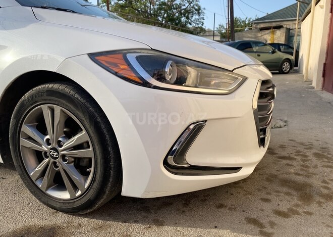 Hyundai Elantra 2016, 93,342 km - 2.0 l - Bakı