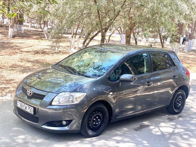Toyota Corolla 2008, 260,000 km - 1.4 l - Bakı