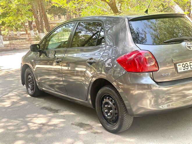 Toyota Corolla 2008, 260,000 km - 1.4 l - Bakı