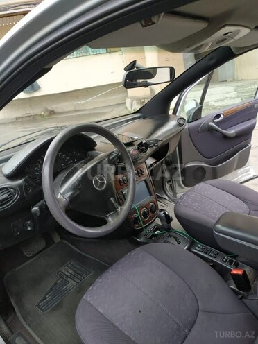 Mercedes A 160 2002, 184,000 km - 1.6 л - Bakı