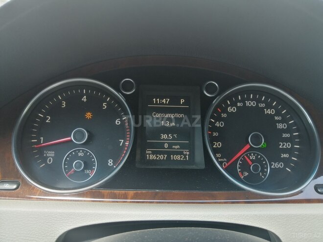 Volkswagen Passat 2010, 186,500 km - 2.0 л - Bakı