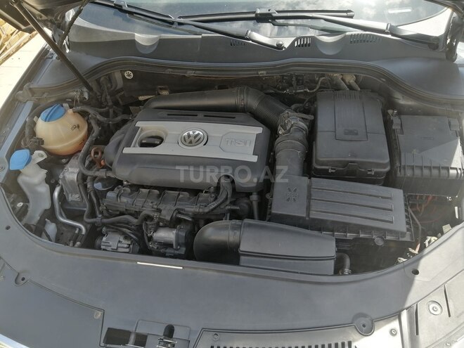 Volkswagen Passat 2010, 186,500 km - 2.0 л - Bakı