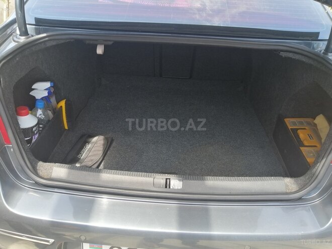 Volkswagen Passat 2010, 186,500 km - 2.0 л - Bakı