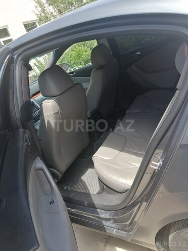 Volkswagen Passat 2010, 186,500 km - 2.0 л - Bakı