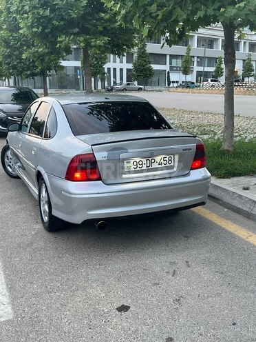 Opel Vectra 1999, 242,000 km - 1.6 л - Bakı