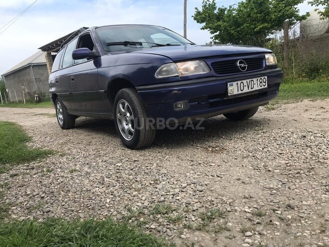 Opel Astra 1995, 303,561 km - 1.6 л - Qusar