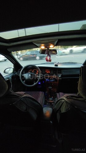 Opel Vectra 1997, 421,000 km - 1.8 l - Bakı
