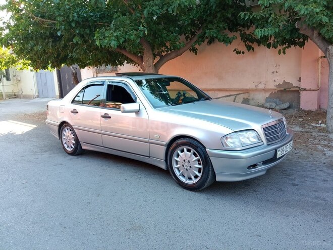 Mercedes C 180 1999, 423,000 km - 1.8 l - Bakı