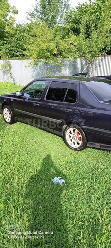 Volkswagen Vento 1994, 81,582 km - 1.9 л - Balakən