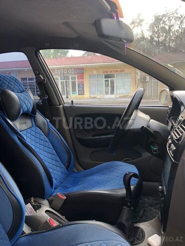 Kia Rio 2002, 120,000 km - 1.5 l - Sabirabad