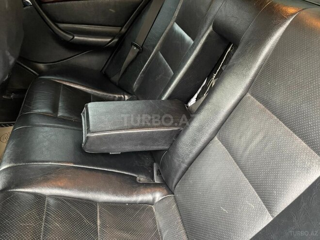 Mercedes C 240 2000, 290,000 km - 2.4 l - Mingəçevir
