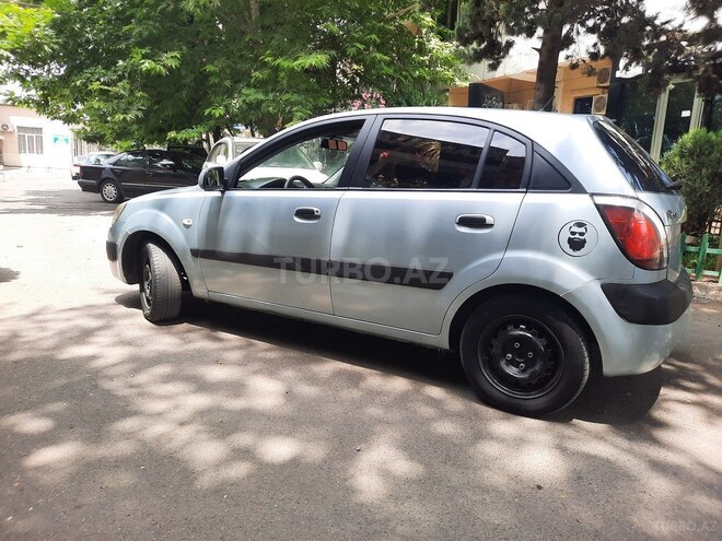 Kia Rio 2006, 414,000 km - 1.5 l - Bakı