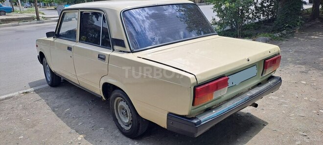 LADA (VAZ) 2107 1984, 11,111 km - 1.6 л - Yevlax