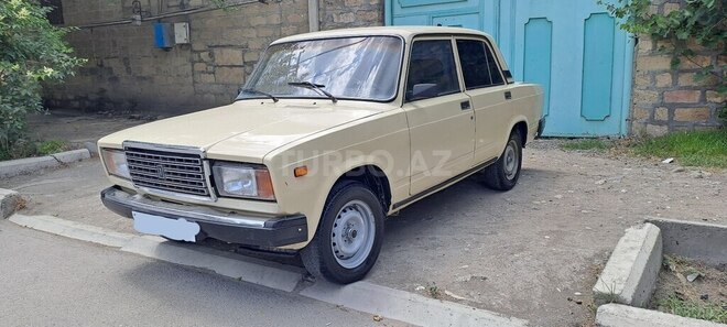 LADA (VAZ) 2107 1984, 11,111 km - 1.6 л - Yevlax
