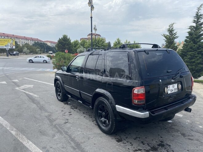 Nissan Pathfinder 1999, 350,000 km - 3.2 l - Sumqayıt