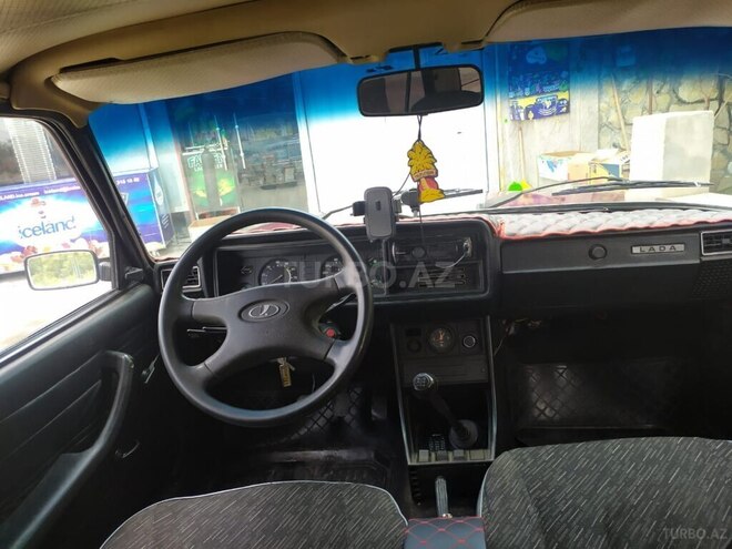 LADA (VAZ) 2105 2006, 25,000 km - 1.6 l - Yevlax